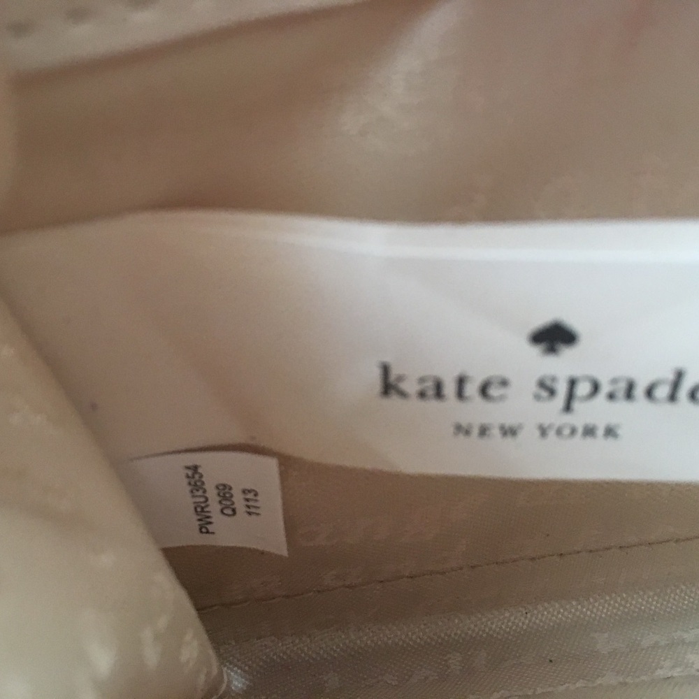 Kate Spade Pink and Cream Wallet with Structured Design - Picture 6 of 6